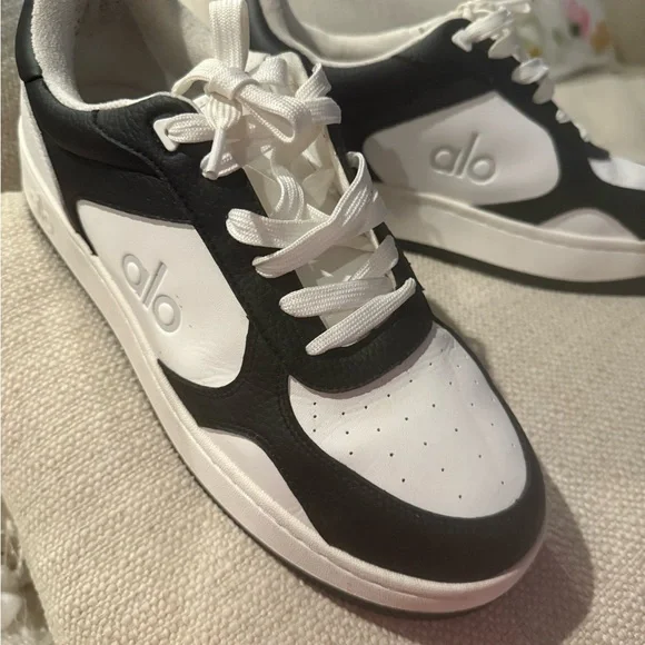 ALO Yoga Black and White Vegan Leather Sneakers - Picture 3 of 5